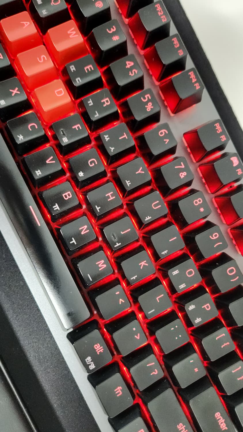 # ADATA XPG 게이밍 키보드 스피드 은축 기계식 키보드 급처 상품이미지4