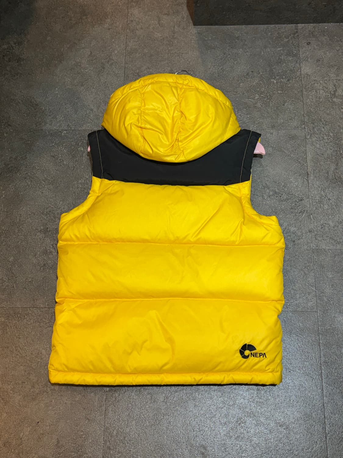 NEPA 네파 여성 오리털 패딩조끼 XS사이즈 상품이미지3