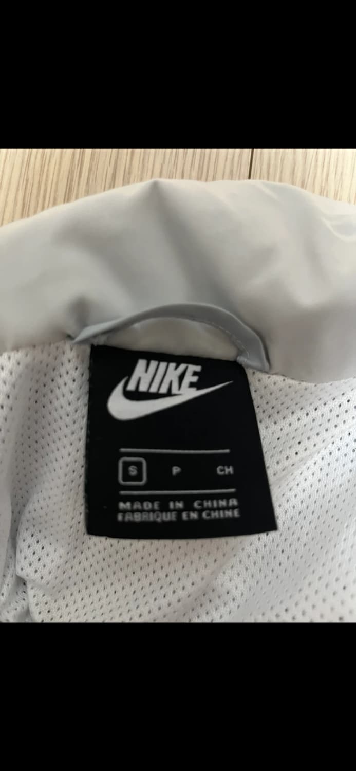 나이키 윈드러너 바람막이 상품이미지2