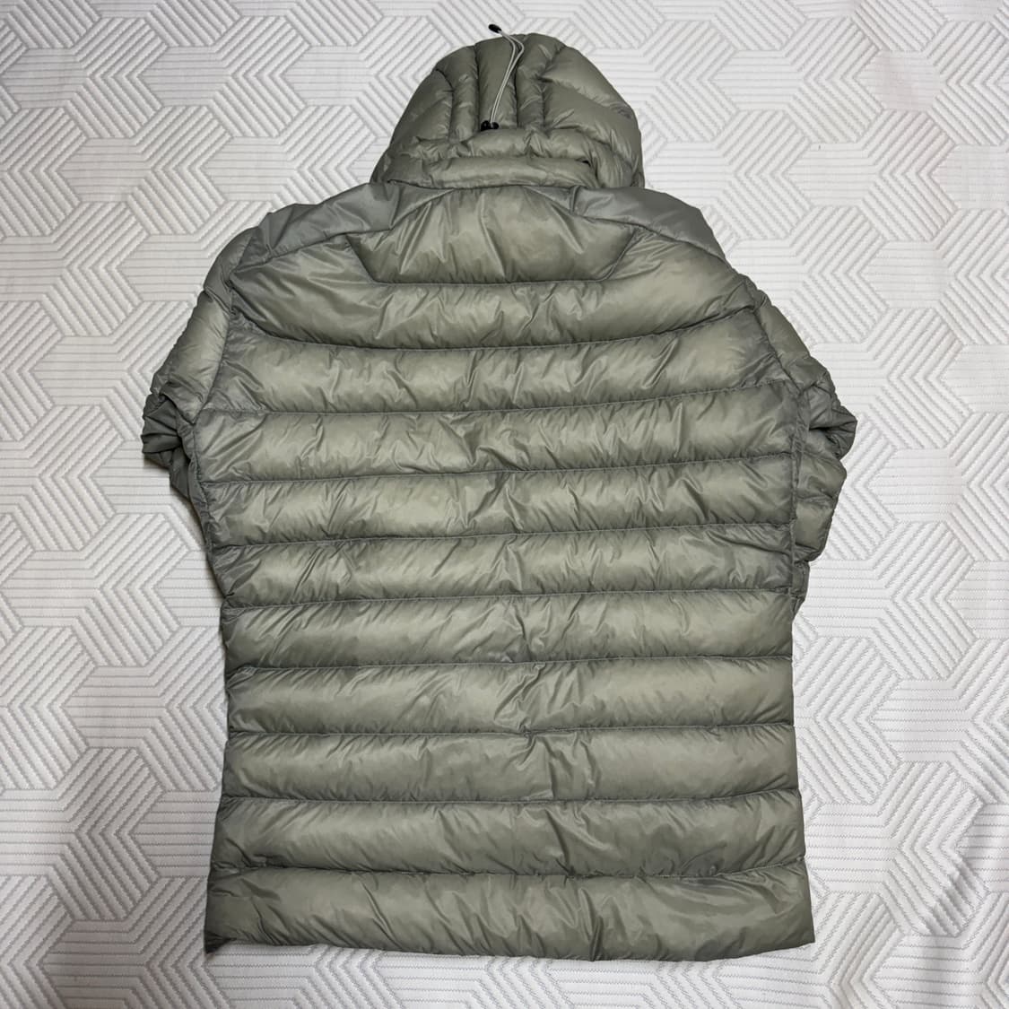 아크테릭스 패딩 세륨 m 상품이미지5