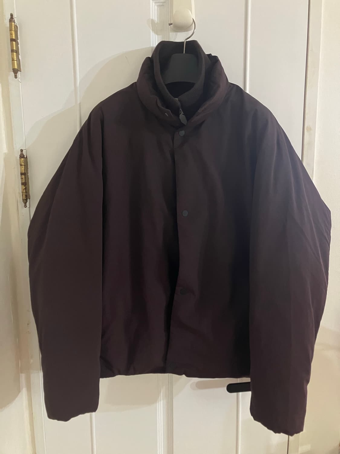 [COS] 패디드 퍼널 넥 자켓 M 버건디(보르도) 상품이미지2