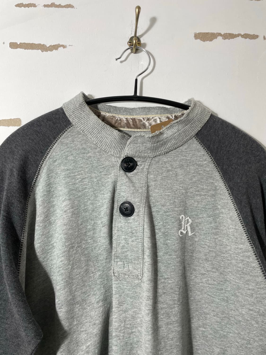 러셀 헨리넥 슬리브 상품이미지3