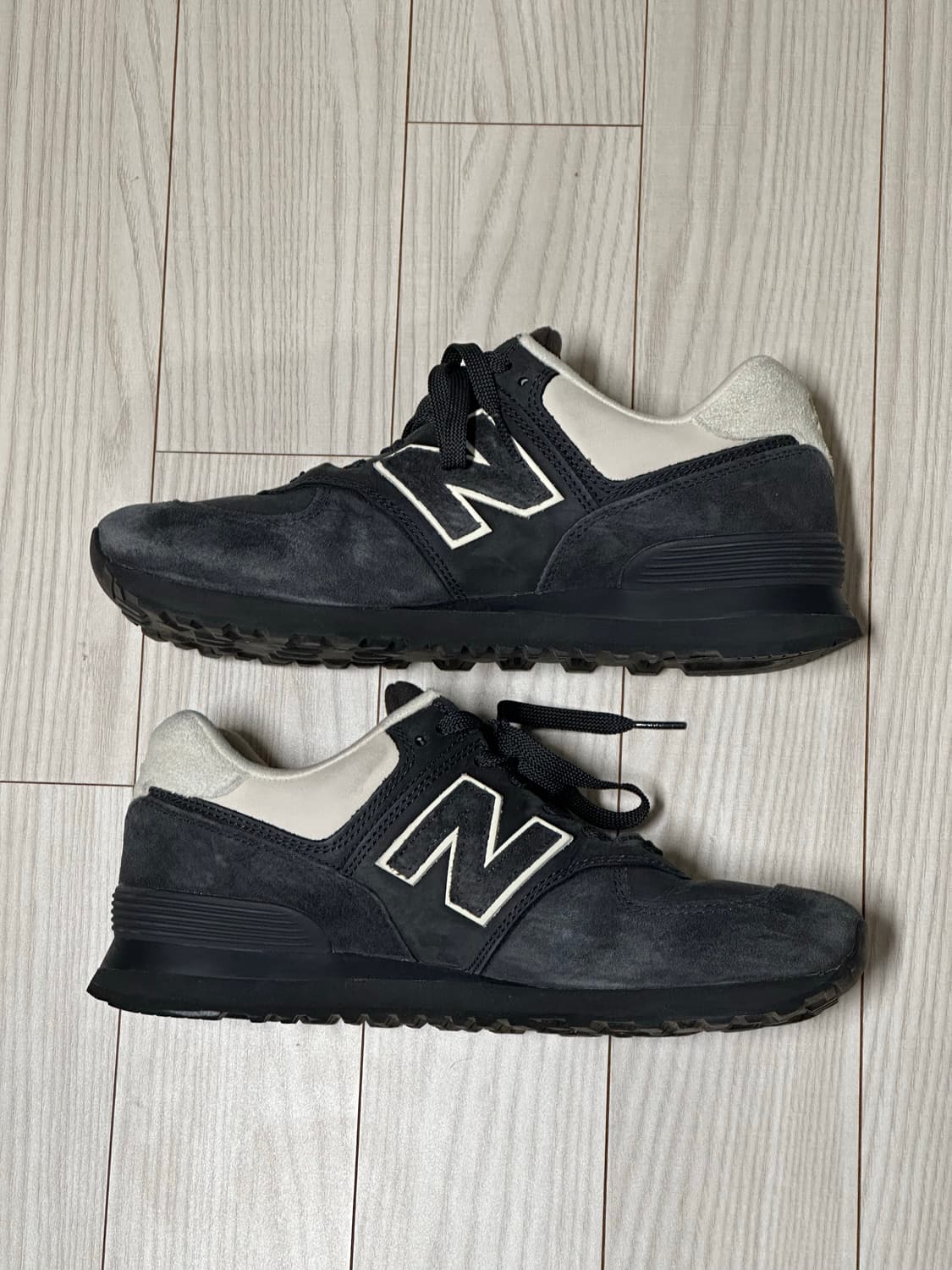 뉴발란스 x 꼼데가르송 준야 와타나베 574 스웨이드 그레이 오프화이트 상품이미지3