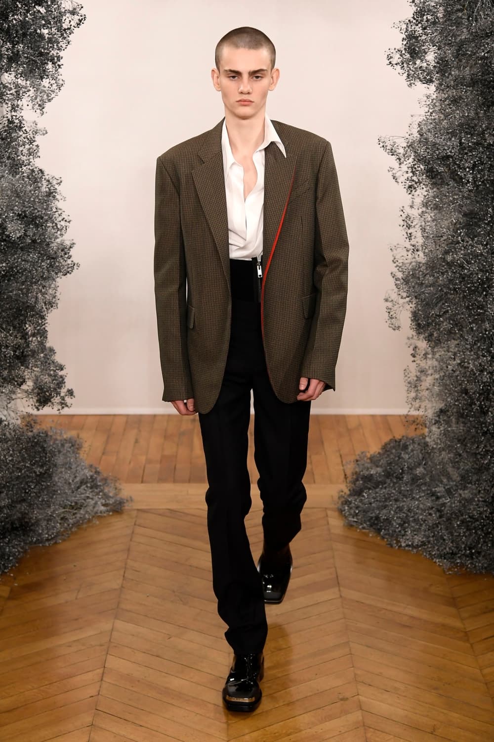 지방시(Givenchy) 런웨이 더블 블레이져 상품이미지9