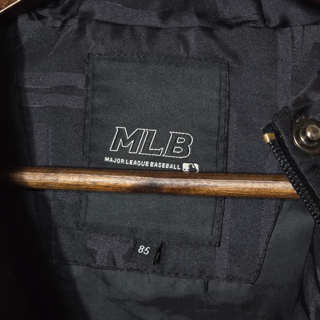 MLB 모노그램 패턴 애틀랜타 후드 패딩 조끼 상품이미지8