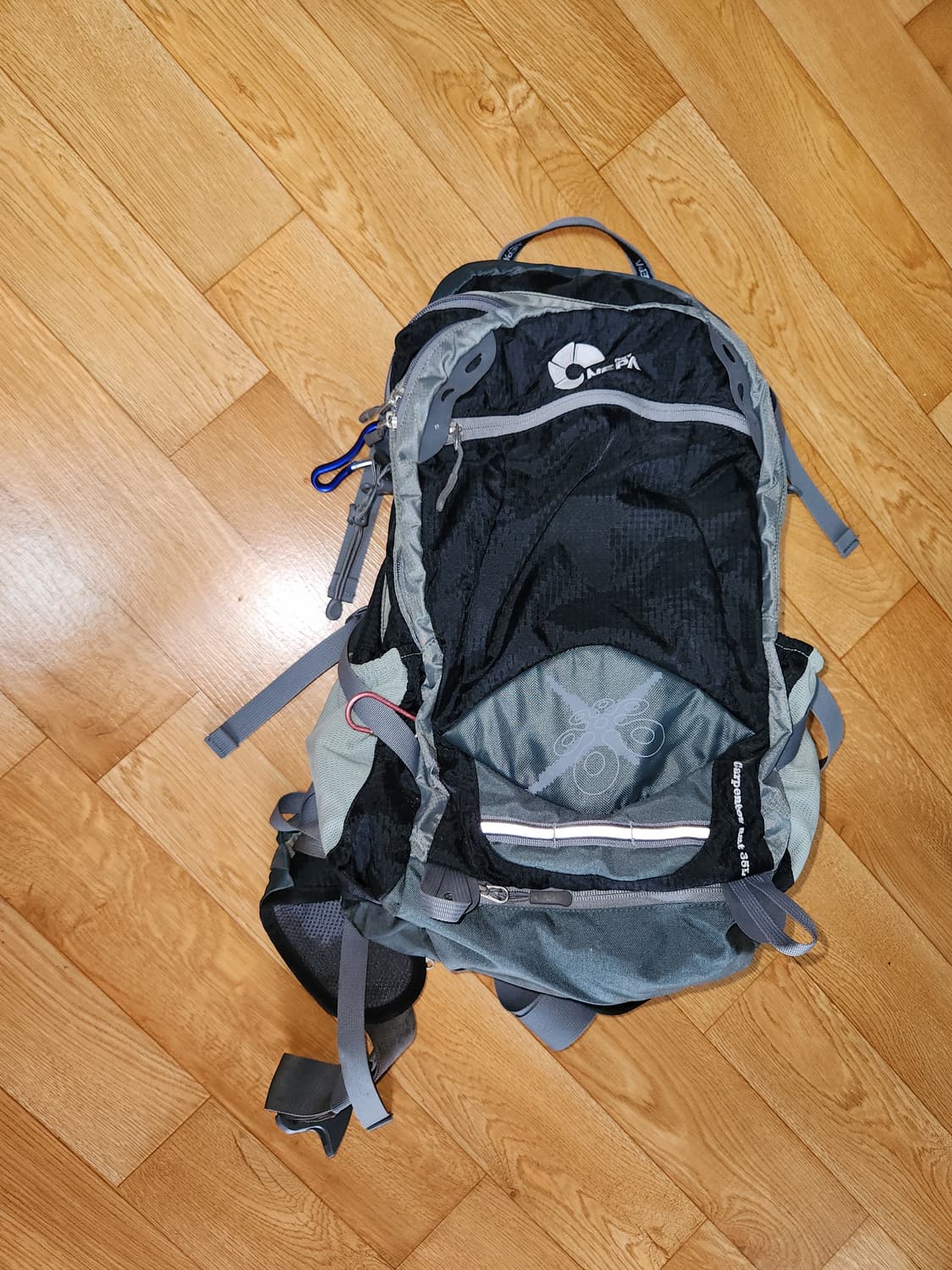 네파 등산배낭 35L 상품이미지1