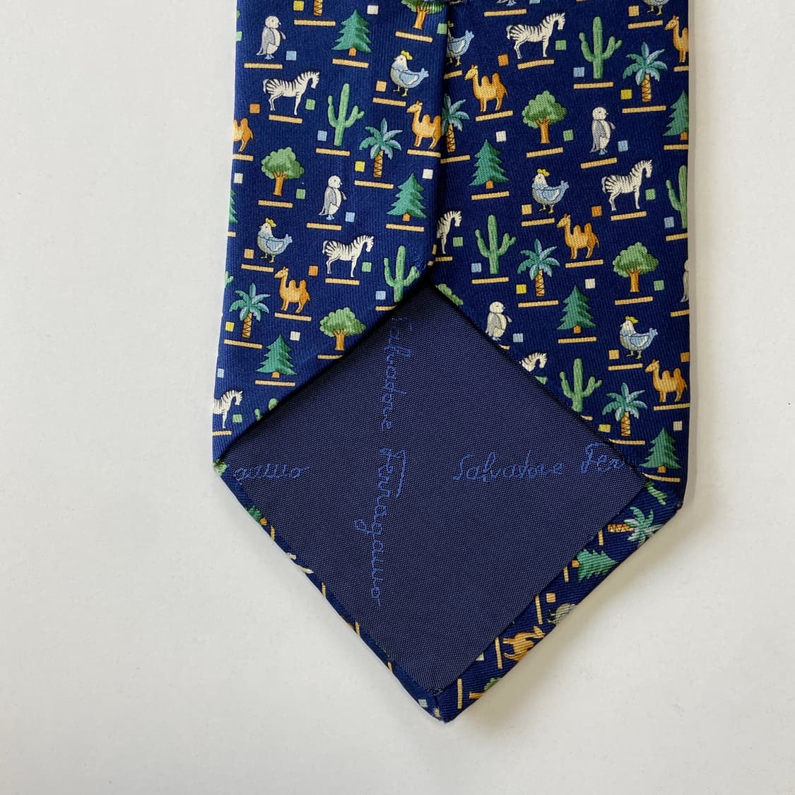 페레가모(Ferragamo) 명품 정품 넥타이 상품이미지6