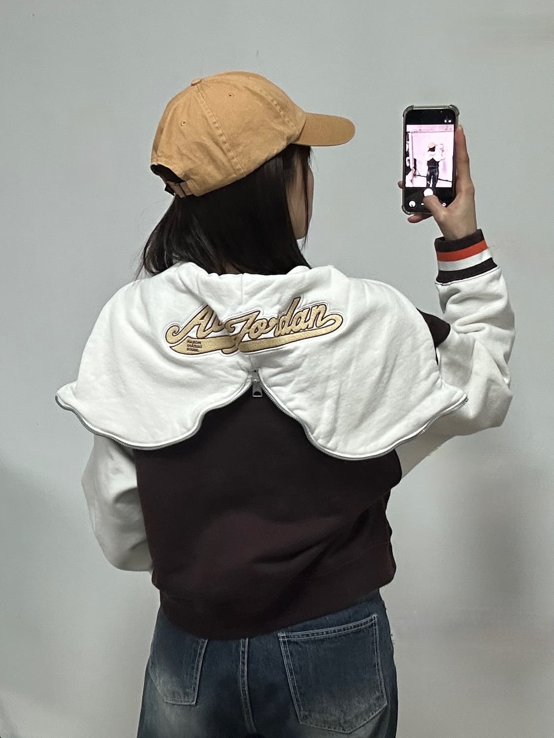 조던 x 메종 샤또 루즈 플리스탑 브라운 바샬트 세일 상품이미지2