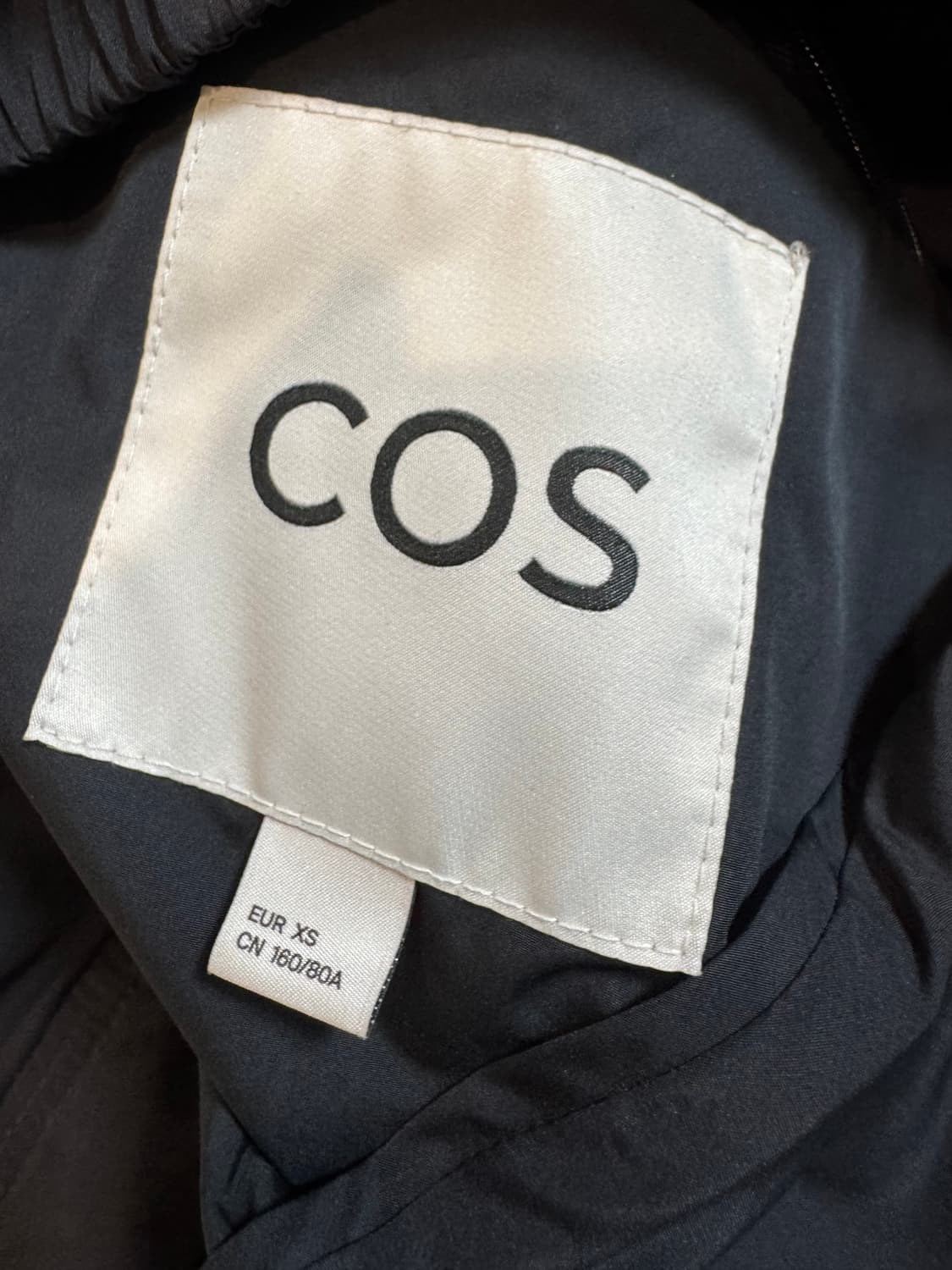 코스 덕다운 패딩  상품이미지4