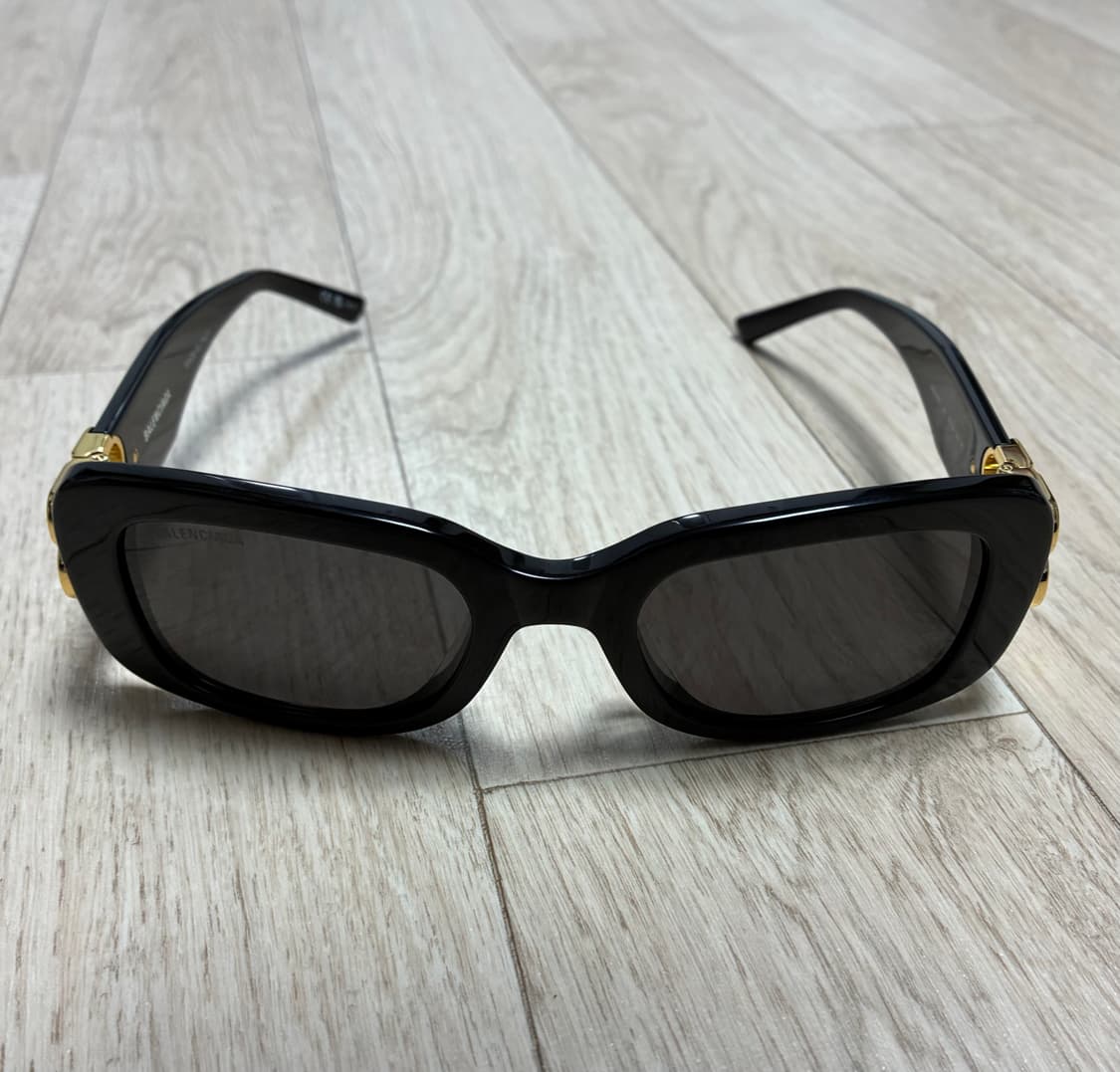 [새상품 풀박스] 발렌시아가 BB 금장 선글라스 (BB0310SK) 상품이미지8