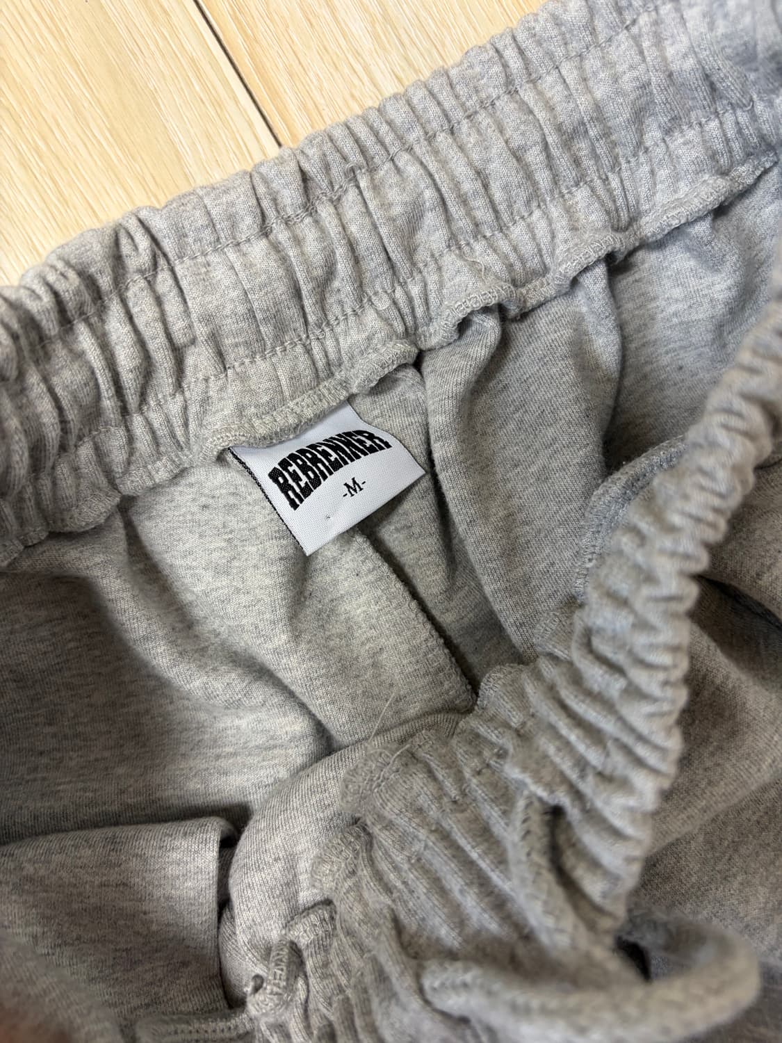 남녀 공용가능 리브레너 스웻 팬츠 트레이닝 핀턱 (무신사 ) 바지 상품이미지3