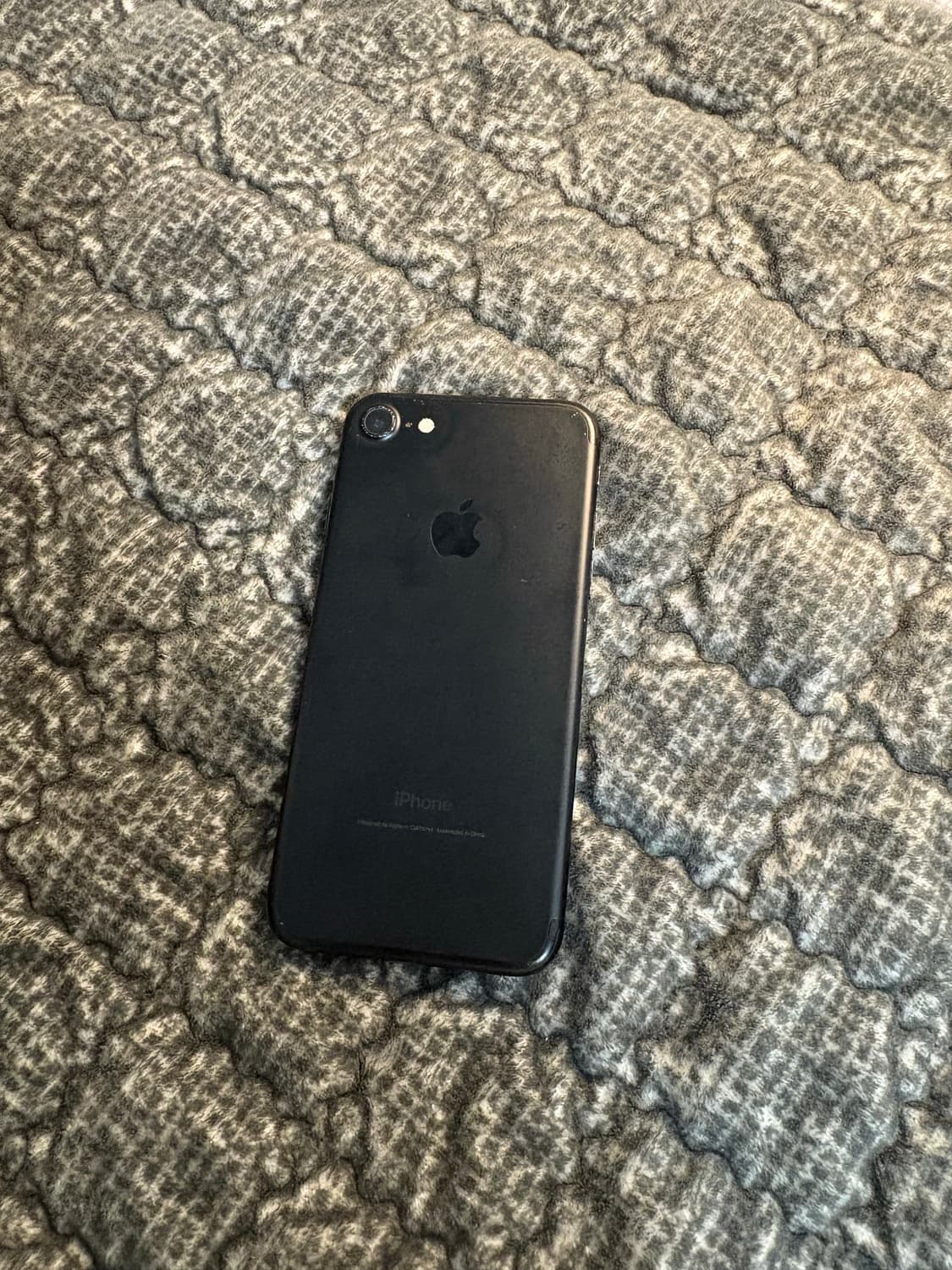 아이폰7 매트블랙 128GB 상품이미지2