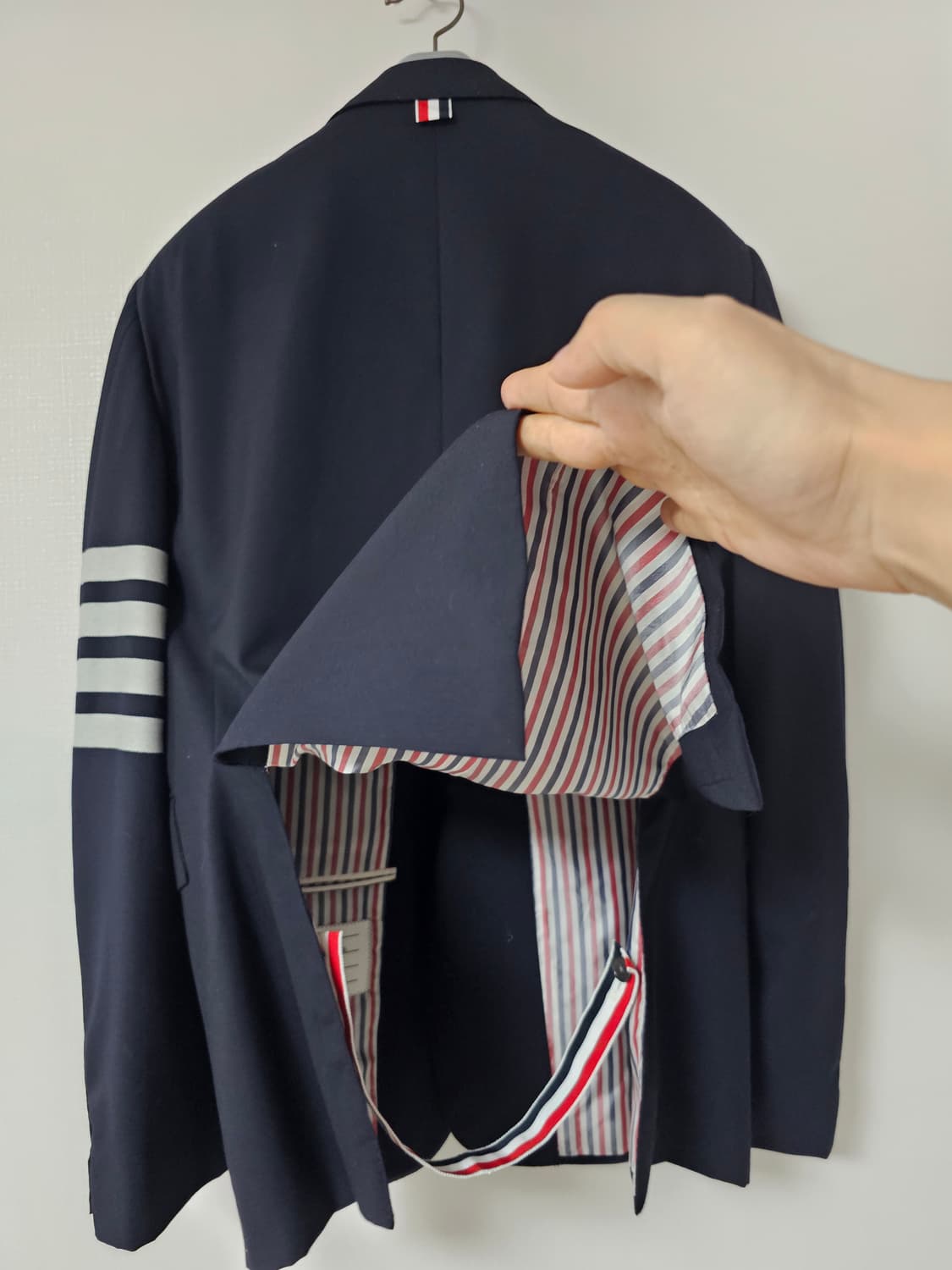 톰브라운 24fw 플레인위브 금장 울 자켓(2/정품/S급) 상품이미지6