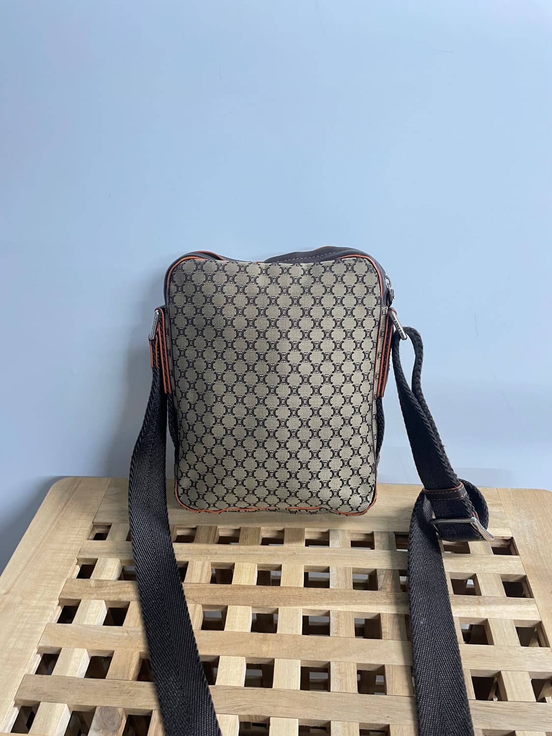 셀린느 크로스백(남여공용) 상품이미지3