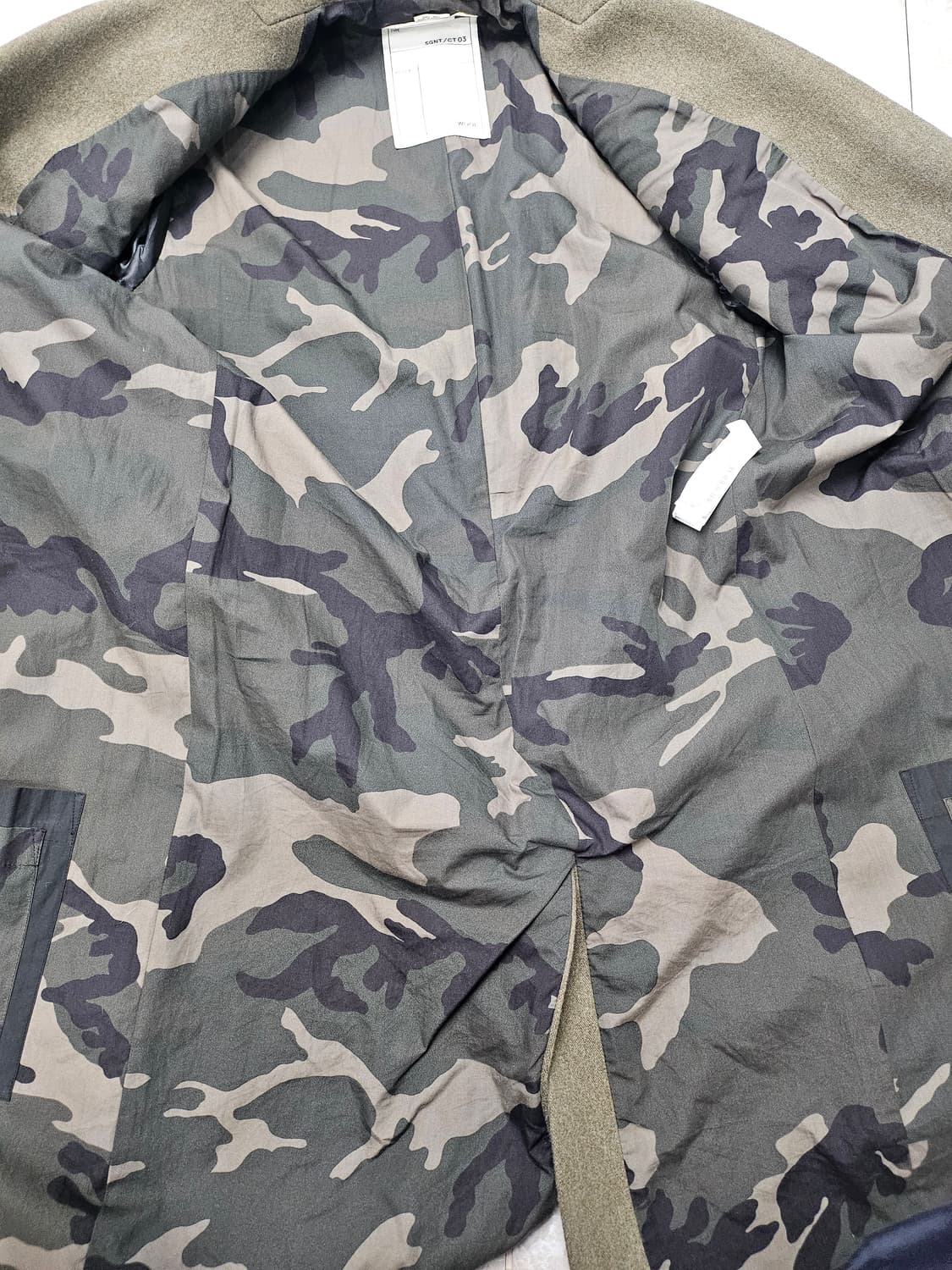 자라 SRPPLS 밀리터리 블랙/카키 롱 코트 L 상품이미지4