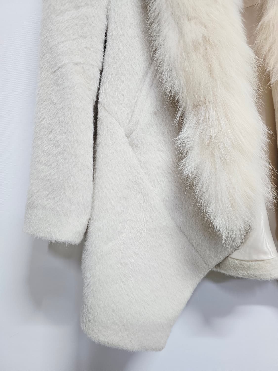 모조에스핀 아이보리 폭스퍼 코트 모자켓 85 상품이미지3