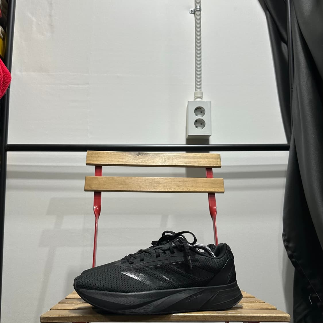 270) 아디다스 런닝화 남성 남자 운동화 듀라모 SL 올블랙 상품이미지3