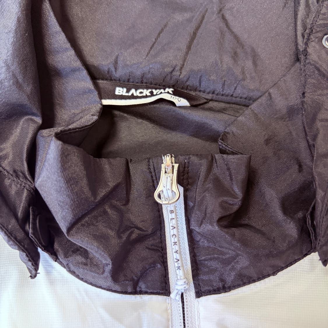 100)블랙야크 초경량 오레오 바람막이 상품이미지3