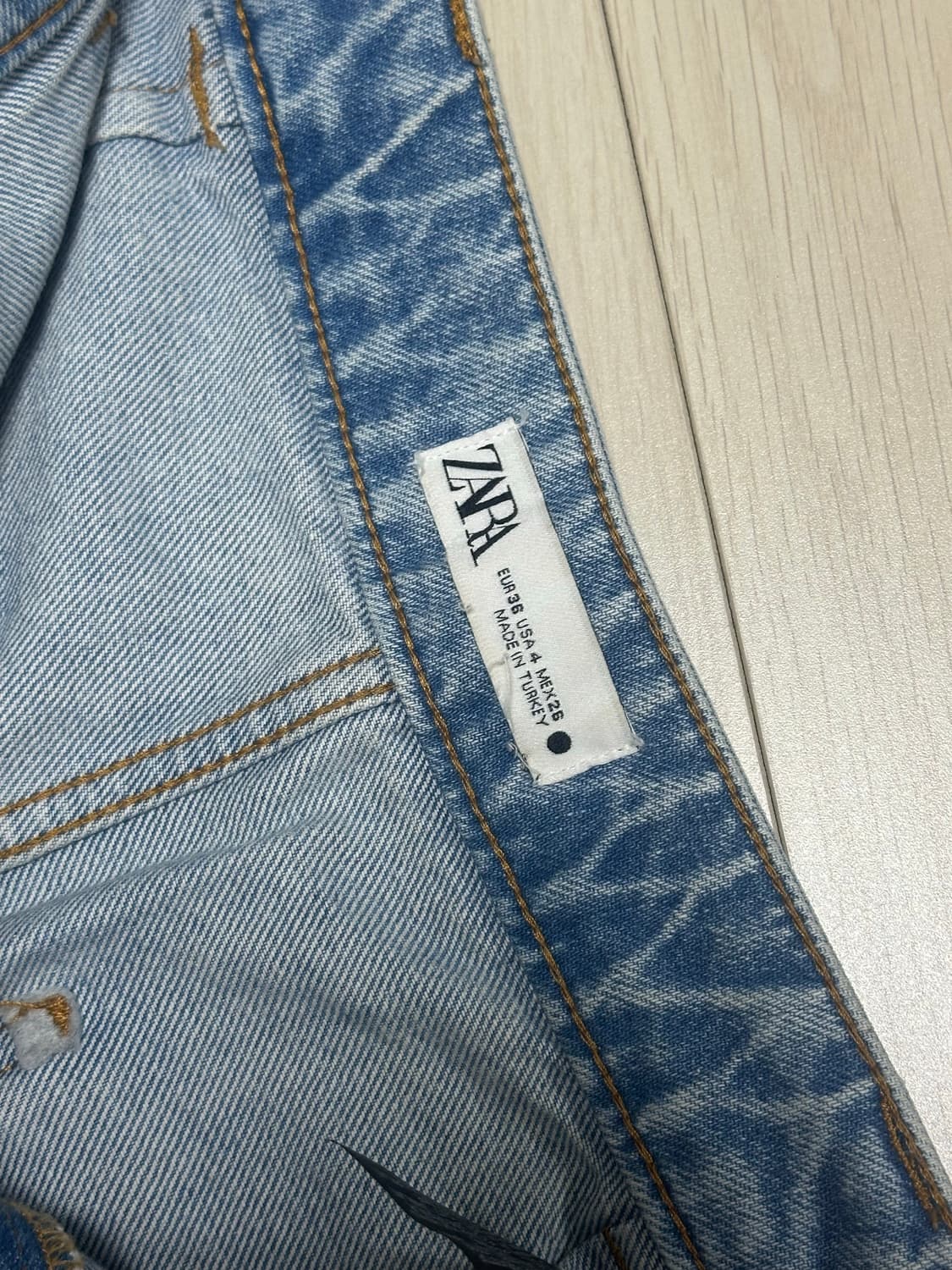 자라 버뮤다 팬츠 상품이미지3