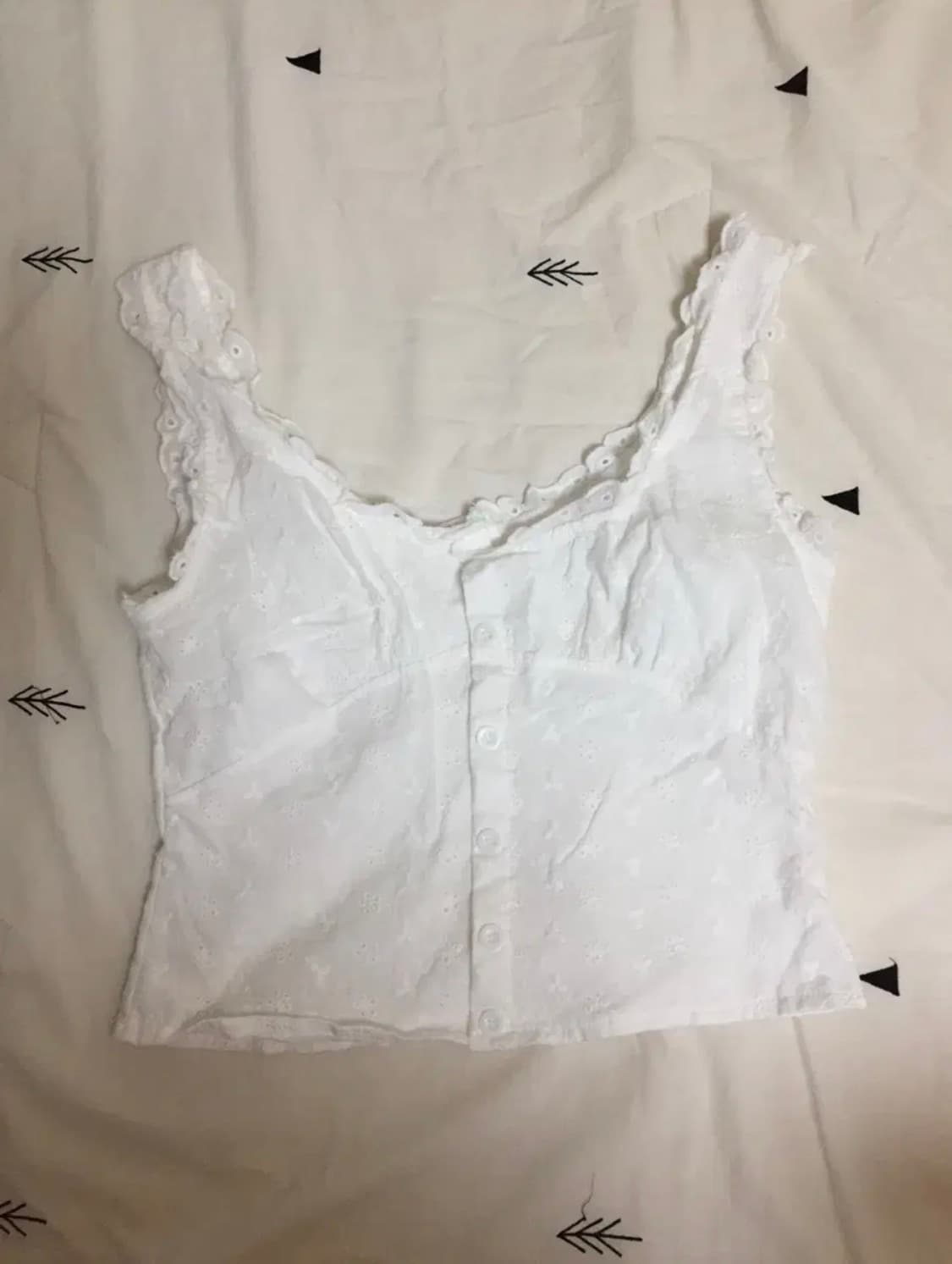 모리걸 하구미 펀칭 블라우스 상품이미지1