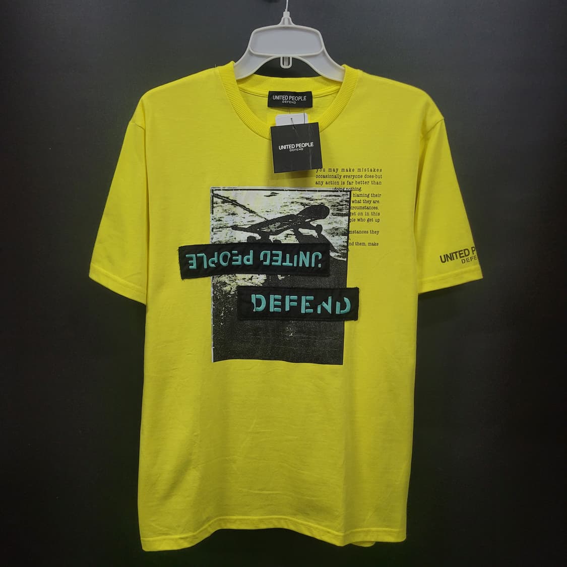United People Defend 일본판 셔츠(새제품급) 상품이미지1
