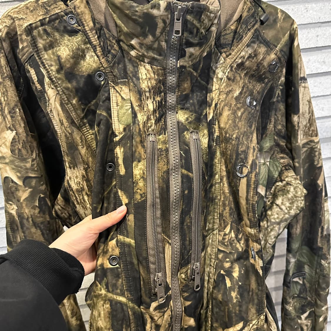 컬럼비아 리얼트리 후드 필드 자켓 기모안감 밑단 스트링 디테일 카키 상품이미지9