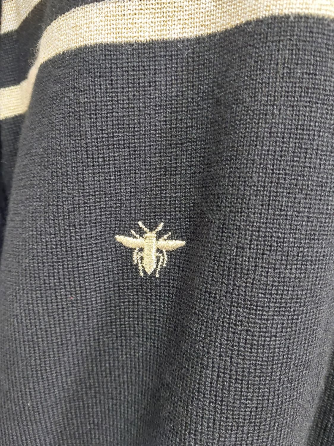 디올 유니폼 비 로고 스냅 스웨터 니트 상품이미지3