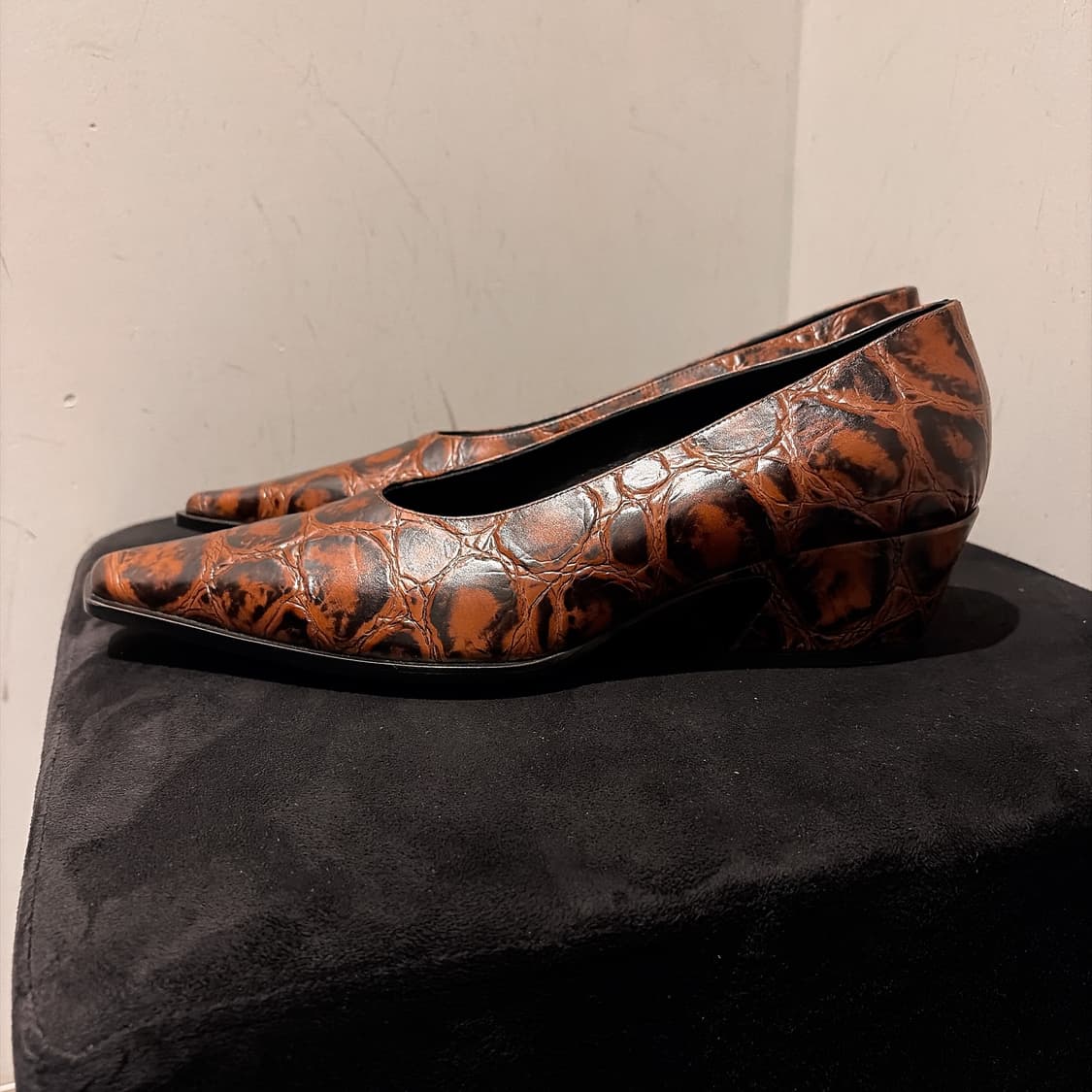 (정품/새상품) 보테가베네타 남성 텍스 펌프 배럴 상품이미지3