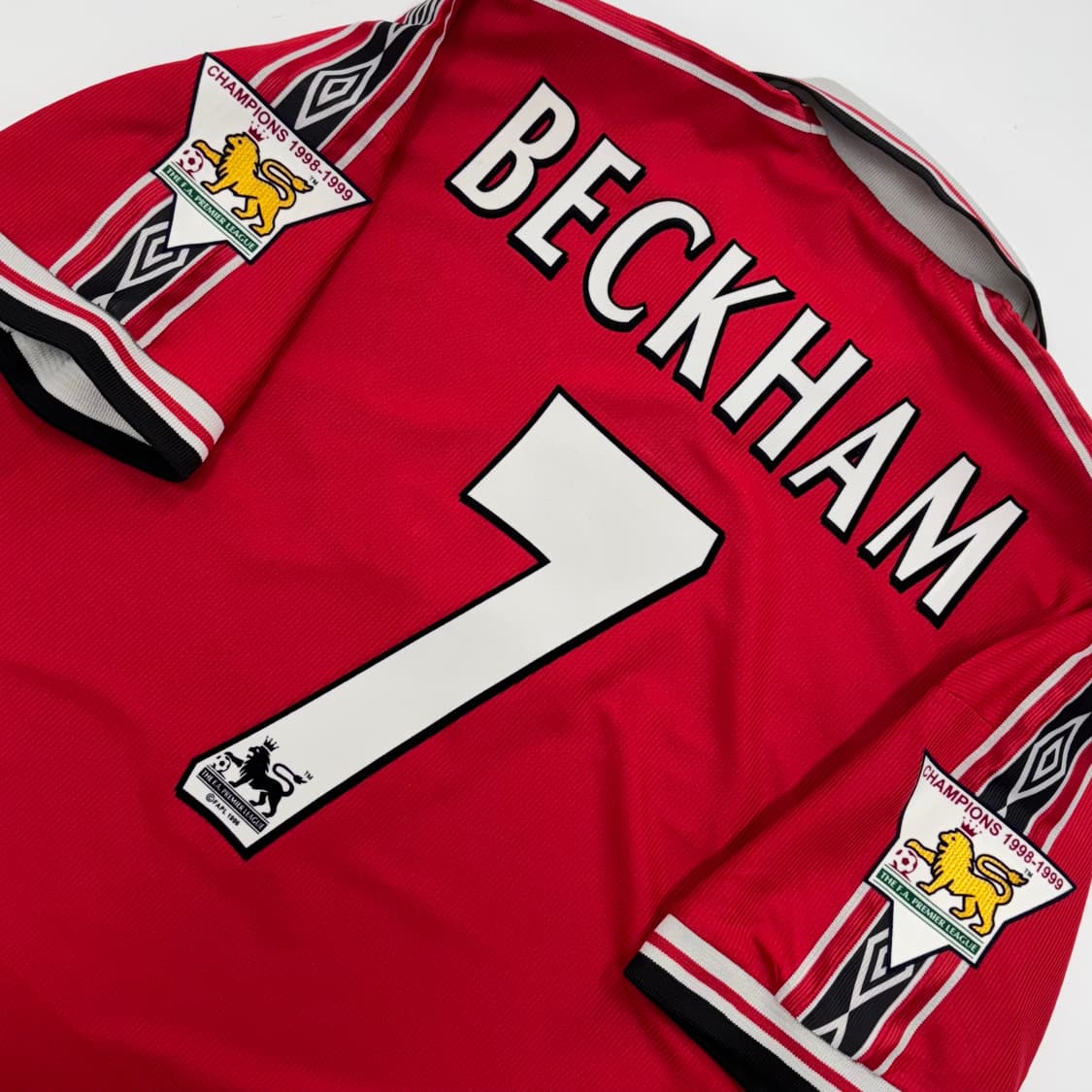 엄브로 98 00 맨유 맨체스터 유나이티드 홈 베컴 유니폼 상품이미지3