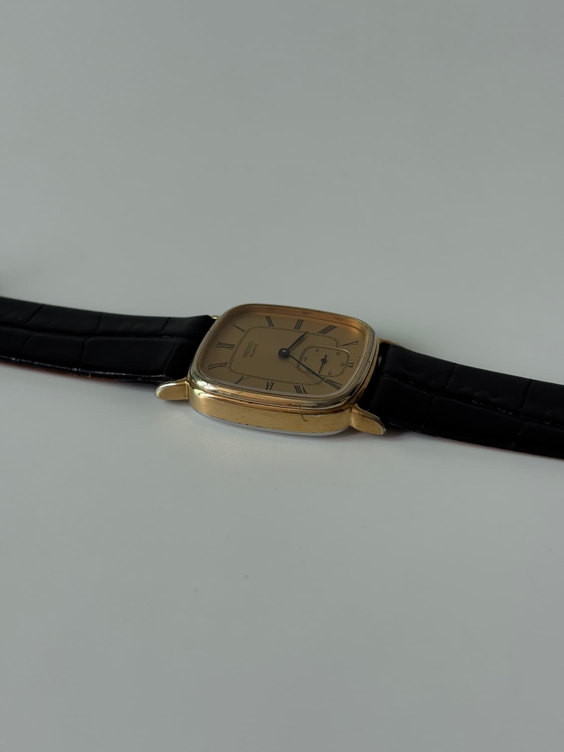 1980s Small Seconds Gold Square Quartz 상품이미지4