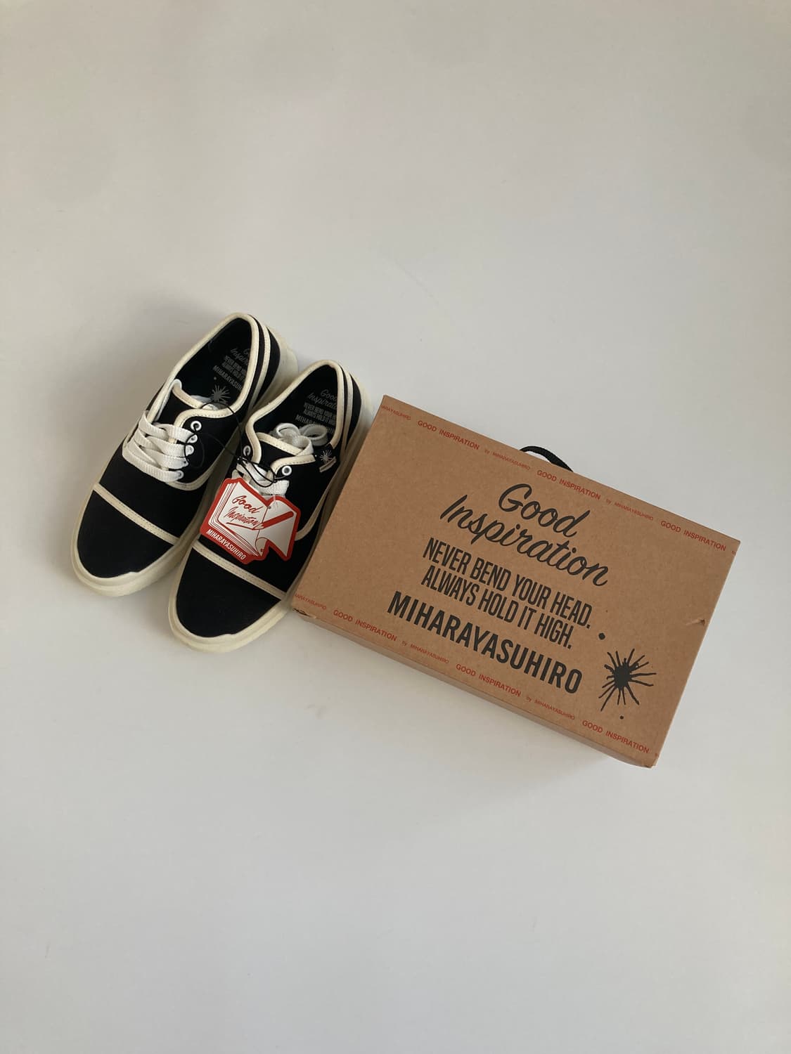 X GU Sneakers 상품이미지9