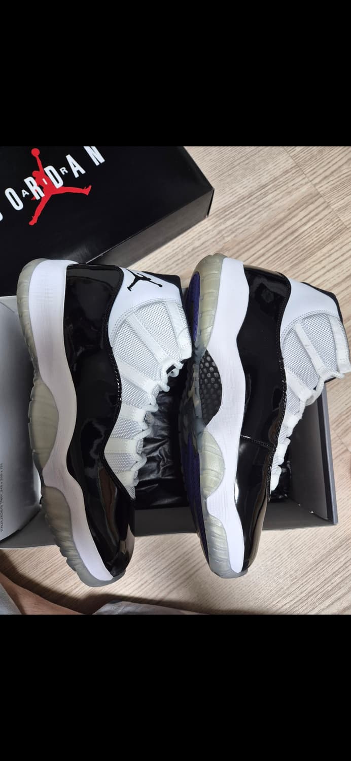 에어조던11 콩코드 팝니다.새상품 275사이즈 상품이미지2