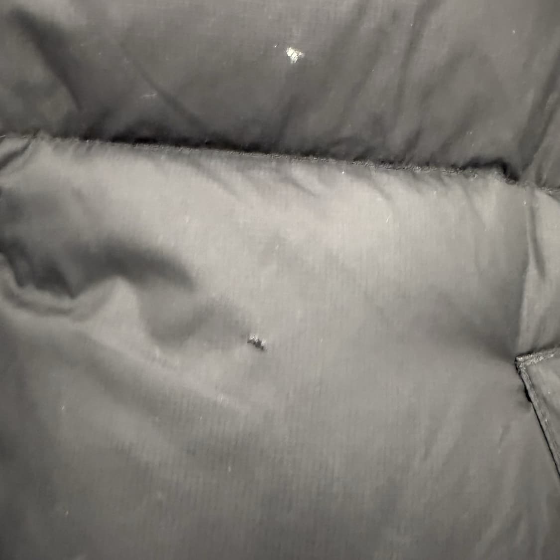 노스페이스 눕시 700 패딩 조끼 블랙 L 상품이미지5