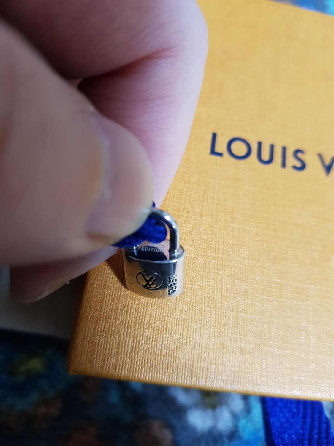 루이비통 실버 락킷 브레이슬릿 팔찌 상품이미지4