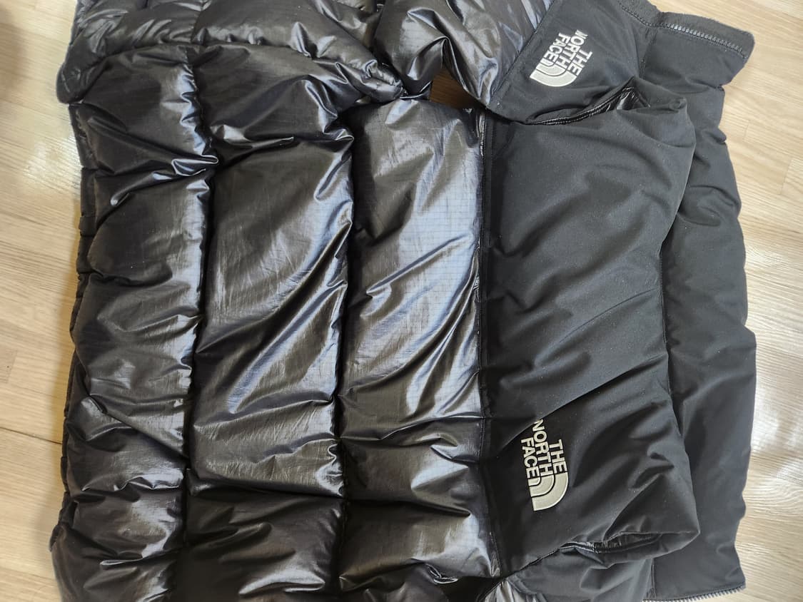 노스페이스 조끼패딩 블랙 상품이미지2