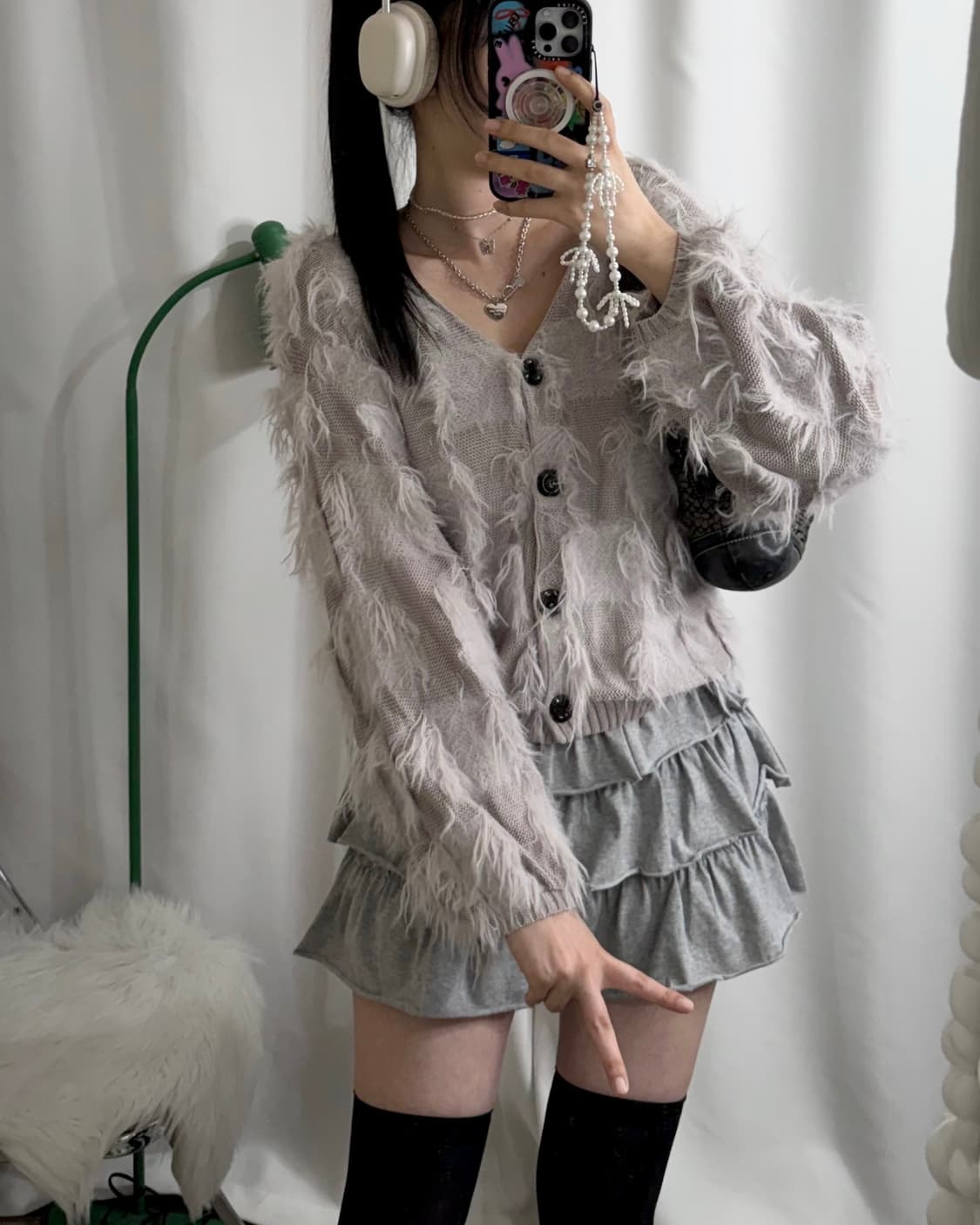 그레이 퍼 체크 브이넥 가디건 상품이미지1