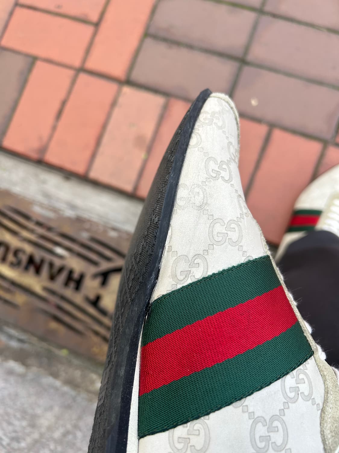 구찌 삼선 스니커즈 정품 상품이미지9