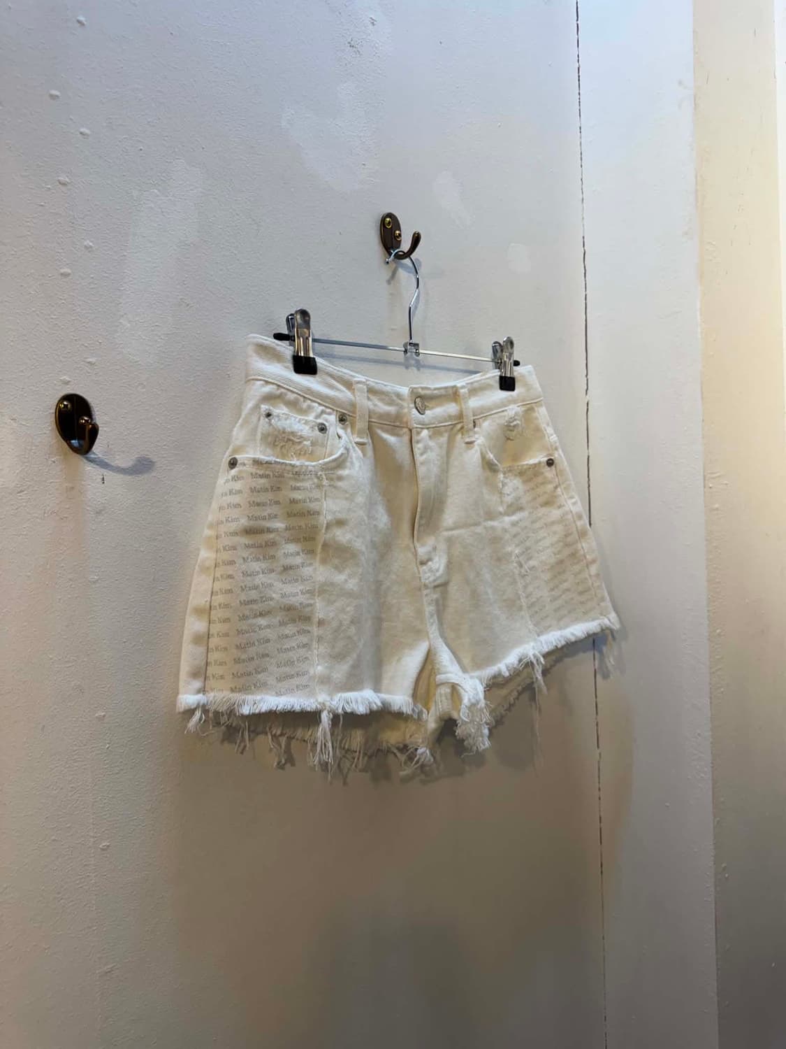 [M] 마뗑킴 디스트로이드 데님 숏팬츠 상품이미지3