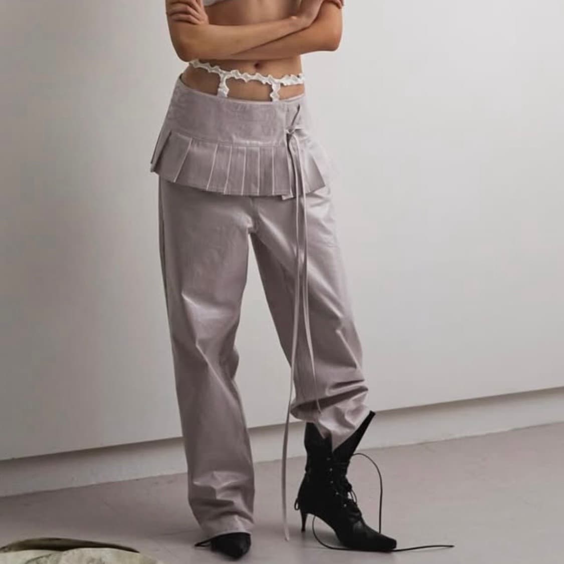 bonnae 본네 엠브로이더 플리츠 스커트 블랙 상품이미지5