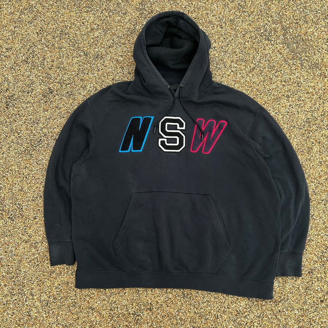 나이키 NSW 스펠로고 블랙 후드티 상품이미지1