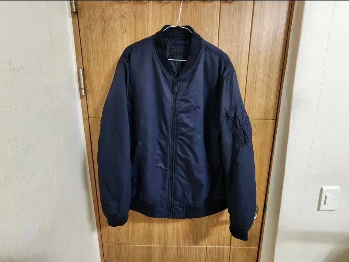 (XL)유니클로 항공 점퍼 상품이미지1