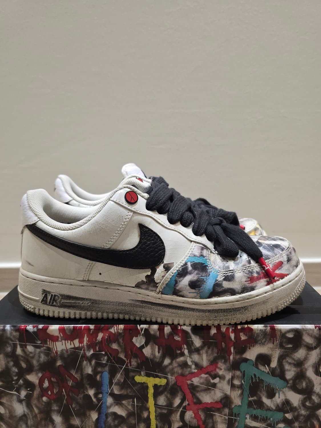 [265] 나이키 x 피스마이너스원 에어포스 1 로우 파라노이즈 2.0  상품이미지2