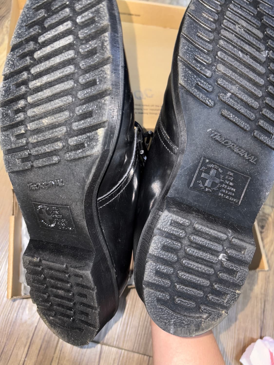 닥터마틴 슈프림 280 상품이미지3