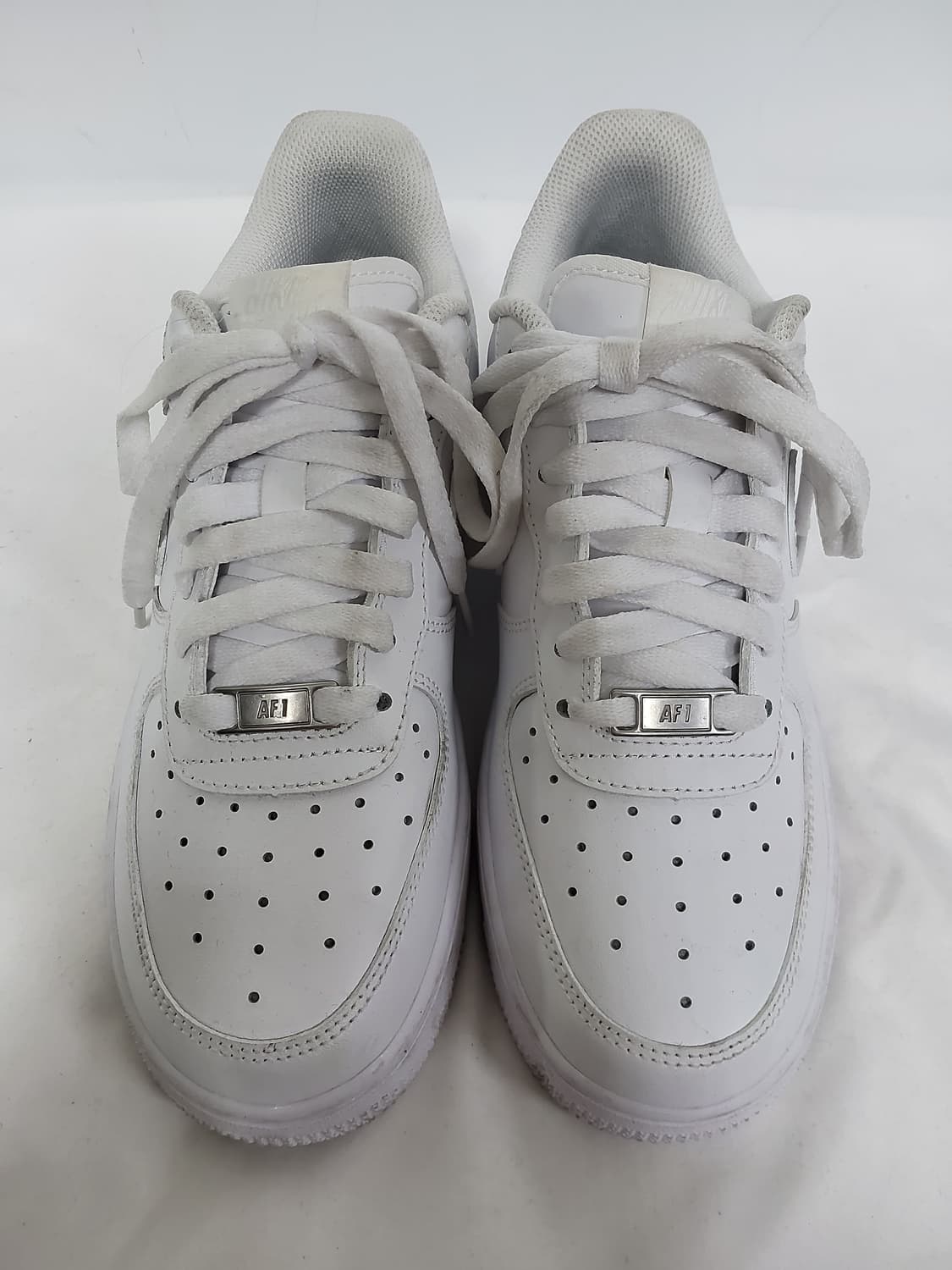 나이키 에어포스1 화이트 정품 245사이즈 상품이미지1