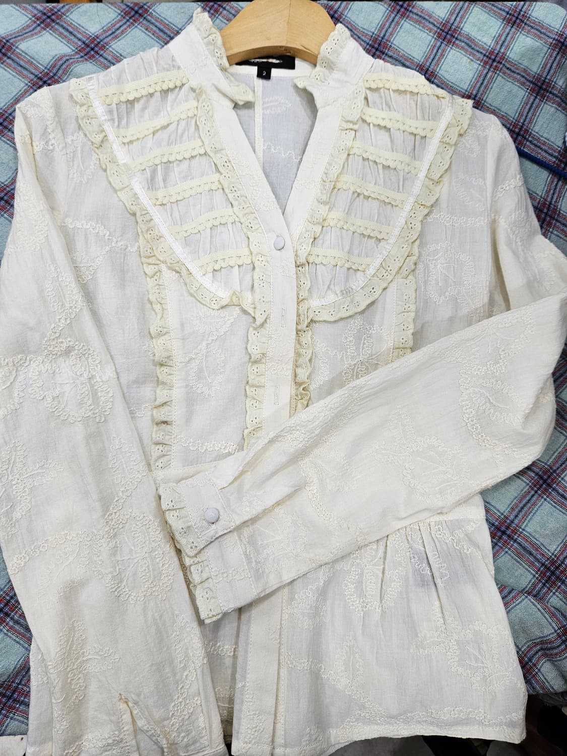 아이보리 고급스러운 레이스 블라우스 [미사용] 상품이미지9