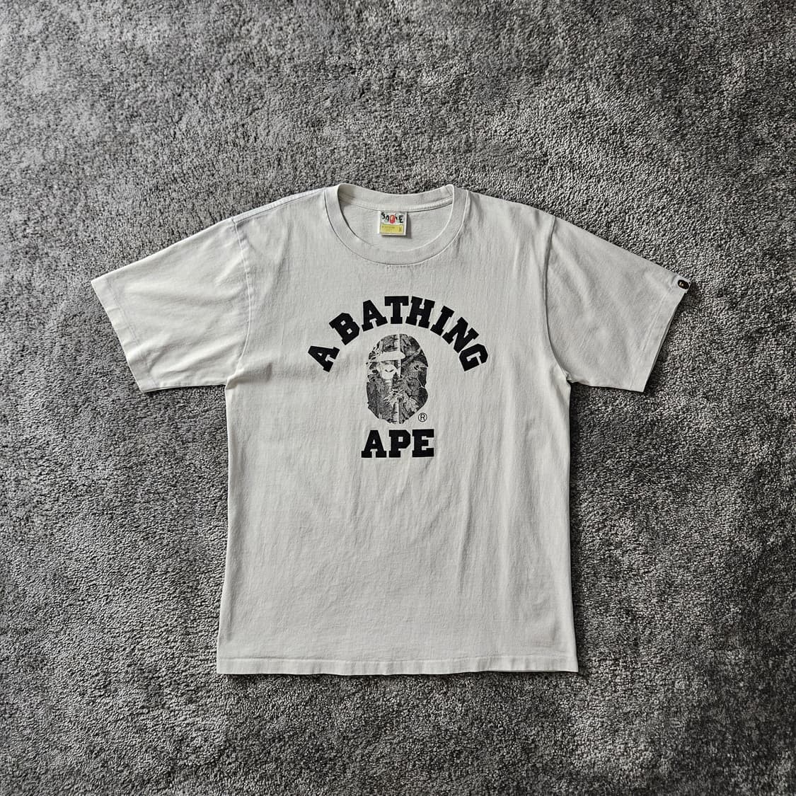 [무료배송] A BATHING APE 반팔 티셔츠 상품이미지1