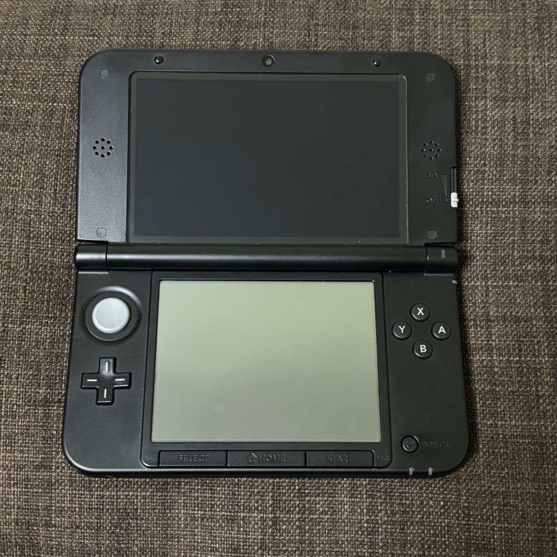 닌텐도 3DS XL 실버 블랙 상품이미지3