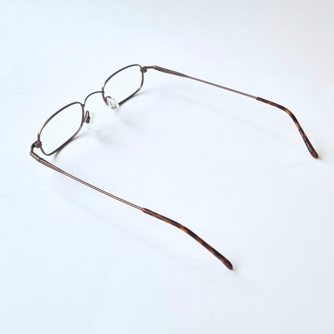 진열상품 미니멀 사각 오버템플 안경테 394 상품이미지4