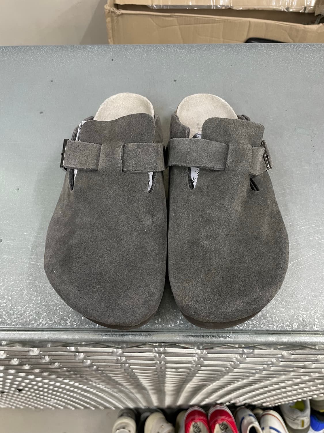 어그 스웨이드 클로그 270 상품이미지5