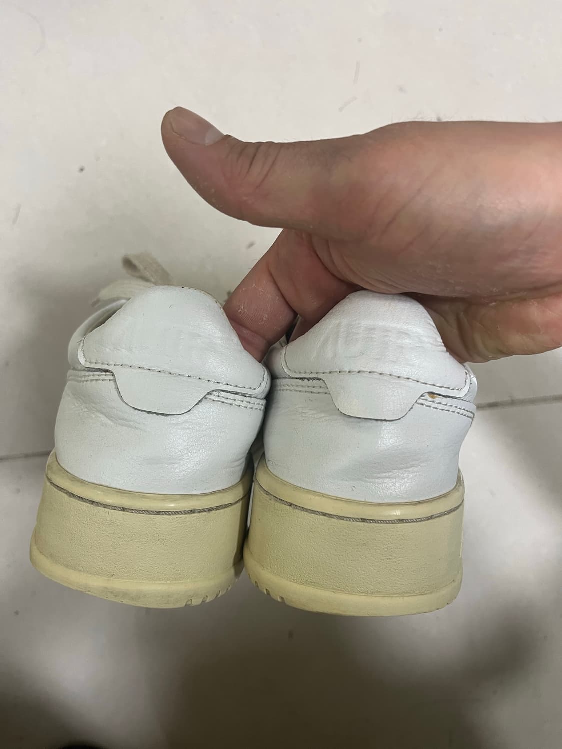 Autry Medalist Low White (Size 38) 상품이미지3